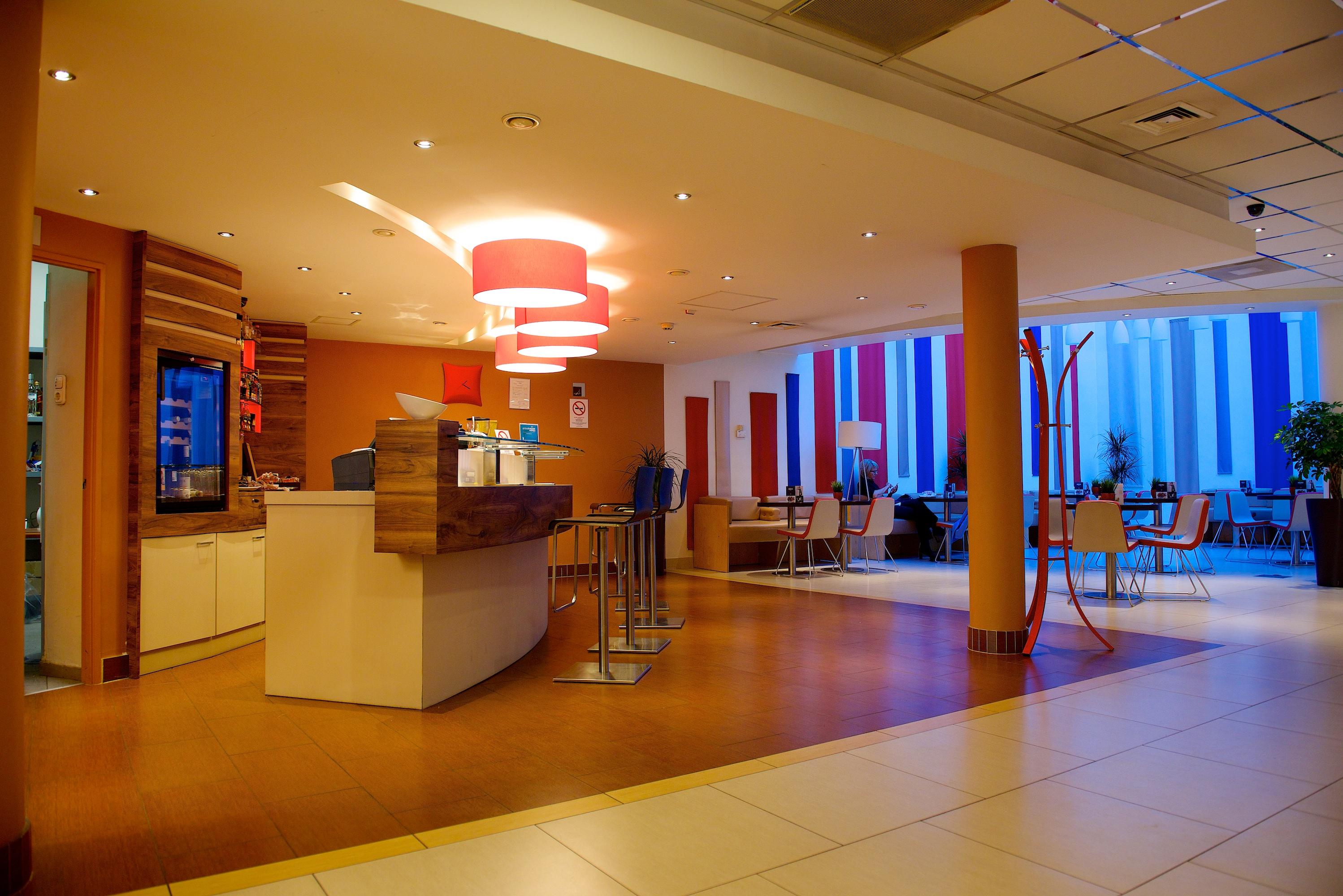 Ibis Budapest Centrum Bagian luar foto