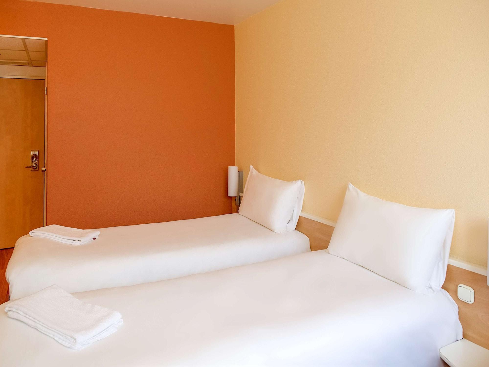 Ibis Budapest Centrum Bagian luar foto