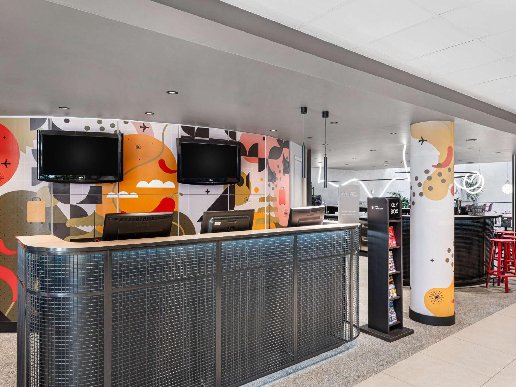 Ibis Budapest Centrum Bagian luar foto