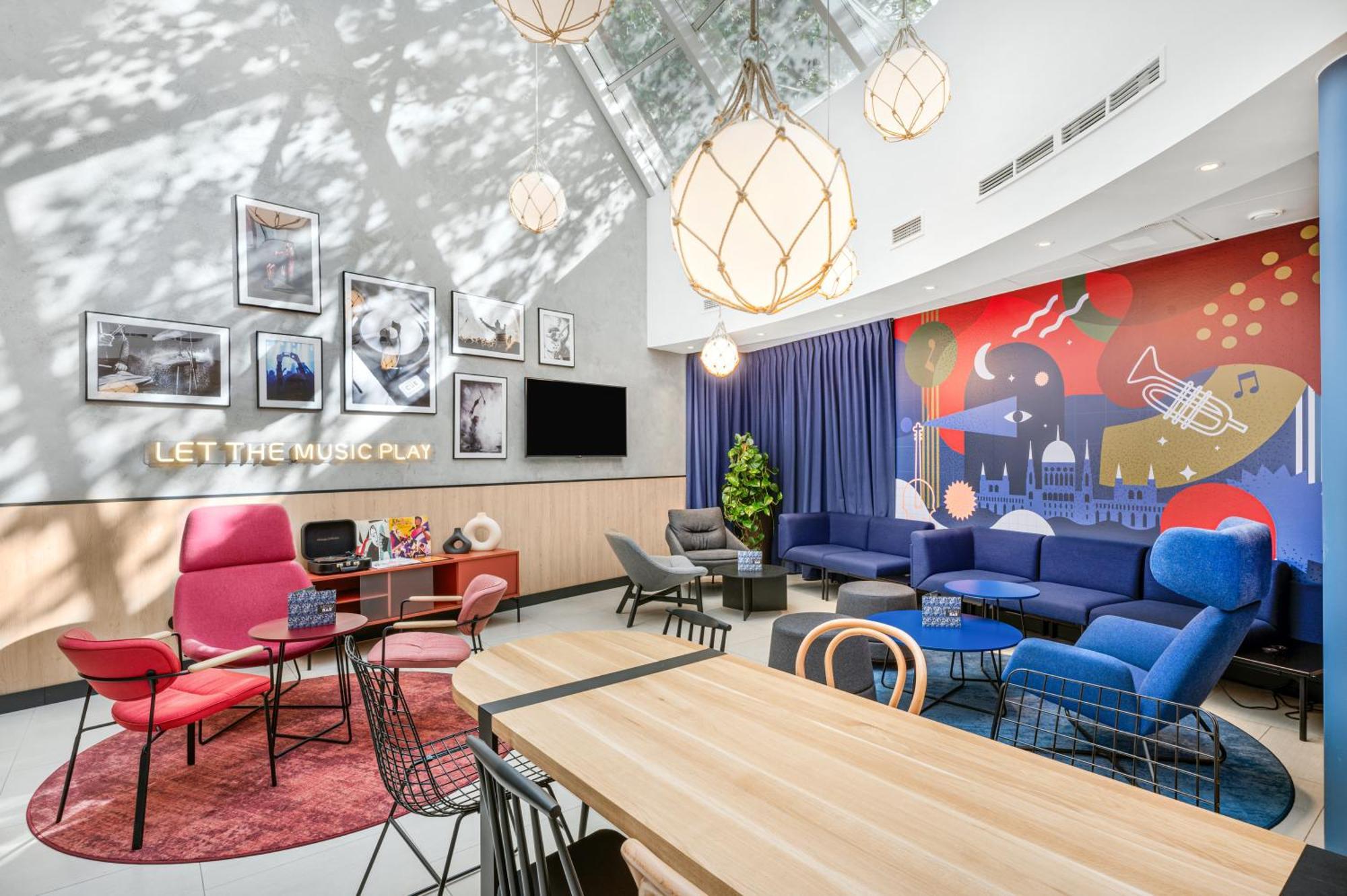 Ibis Budapest Centrum Bagian luar foto