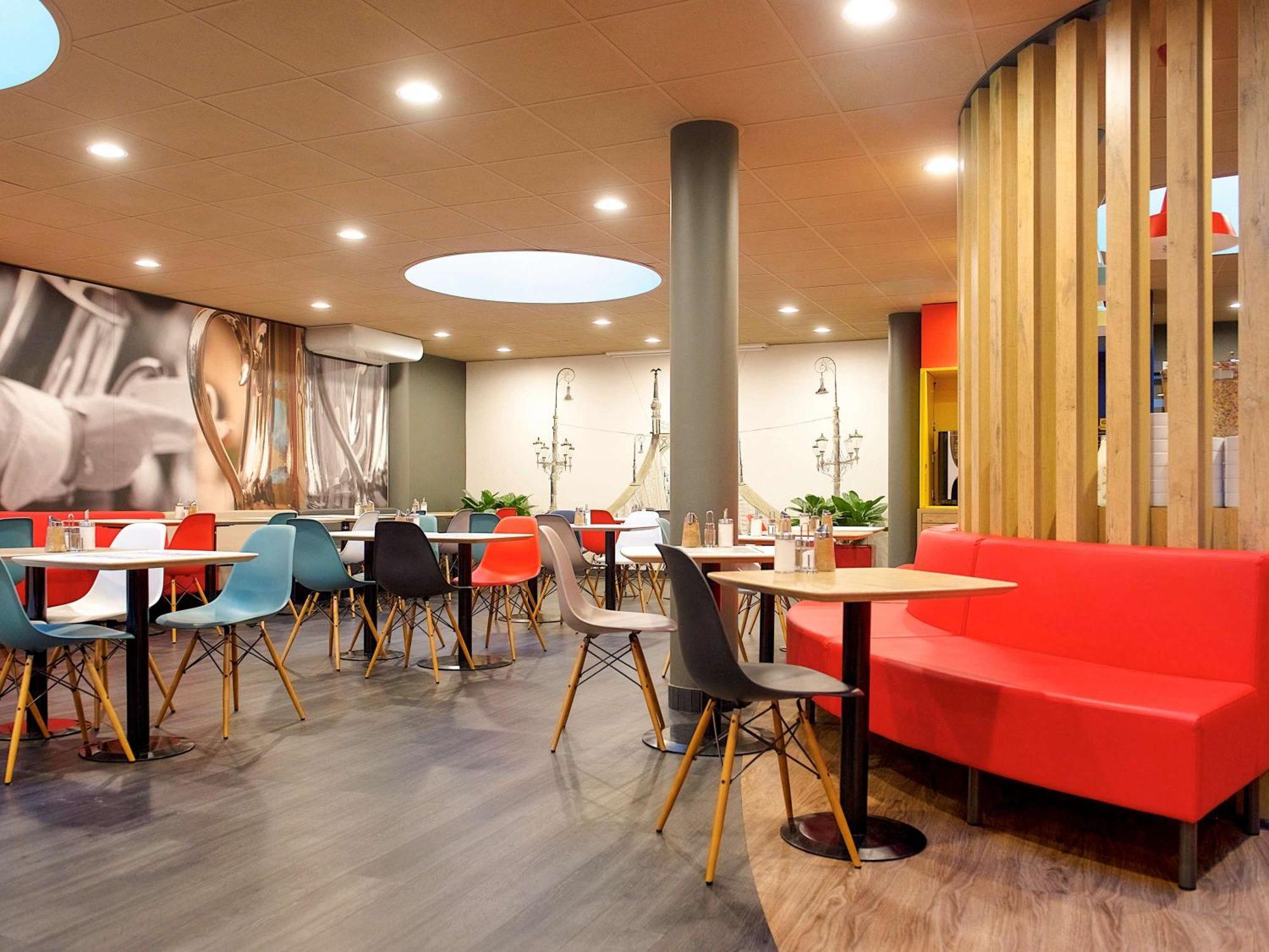 Ibis Budapest Centrum Bagian luar foto