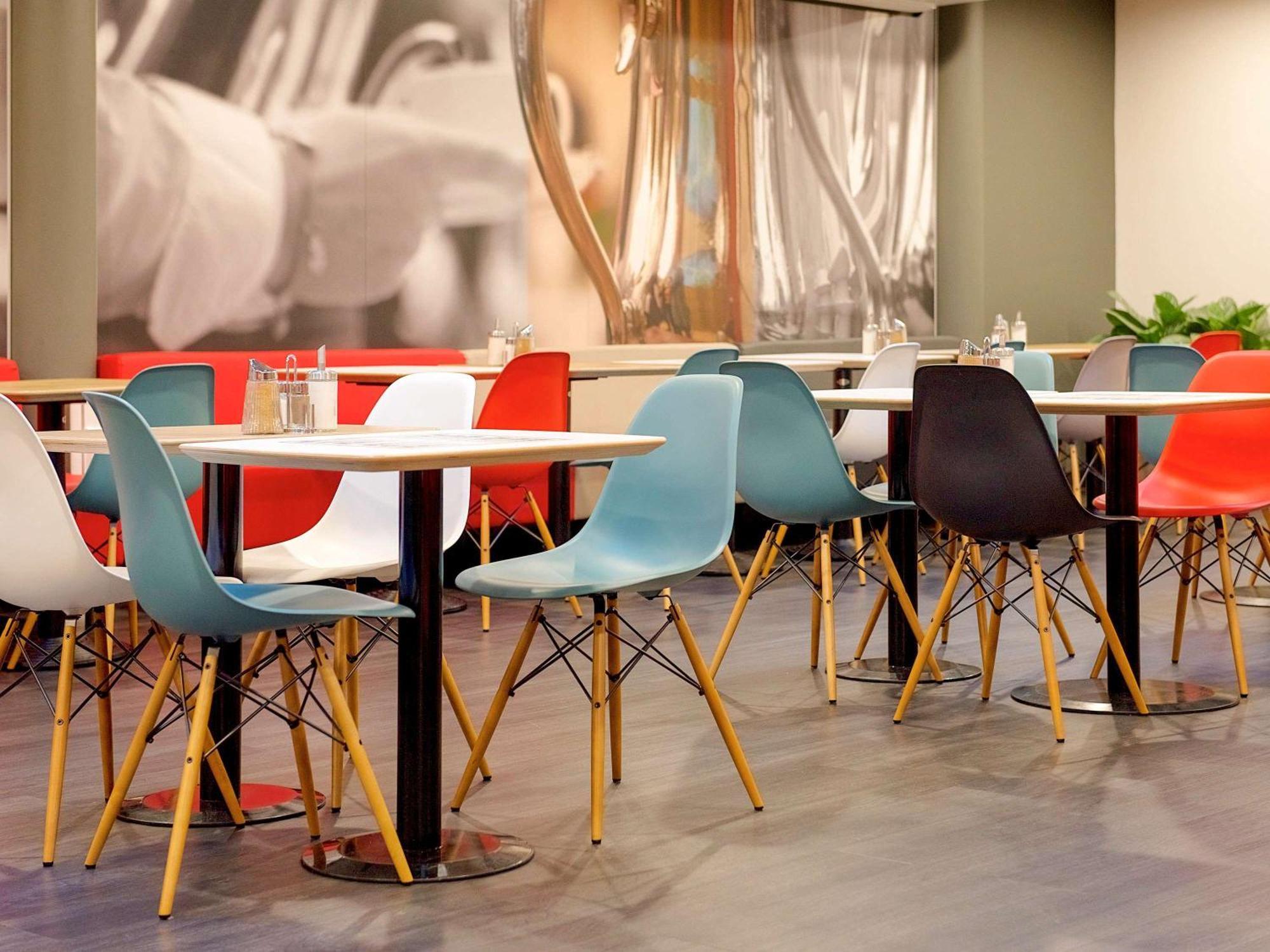 Ibis Budapest Centrum Bagian luar foto