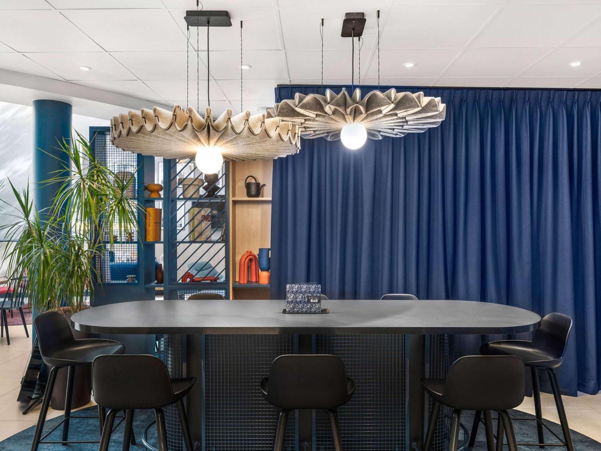 Ibis Budapest Centrum Bagian luar foto